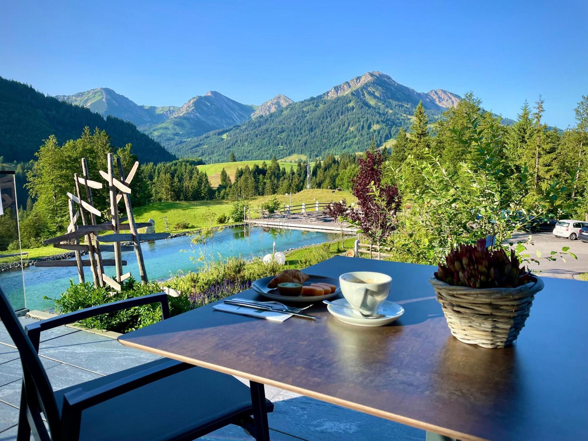 Ruhehotel & Naturresort Rehbach - Adults Only ชาตต์วัลด์ ภายนอก รูปภาพ